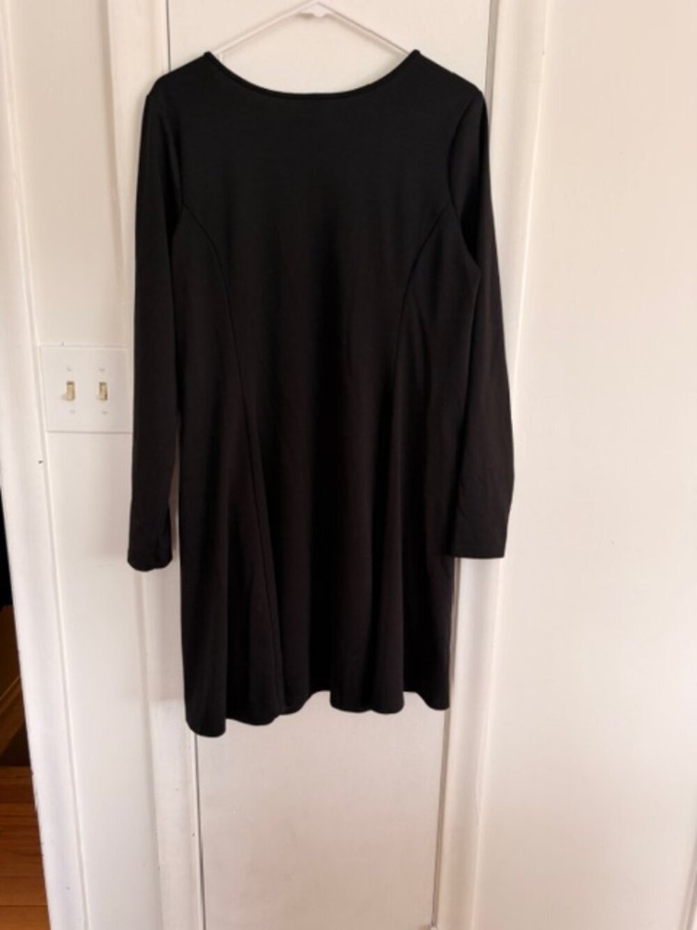 Old Navy Black V-Neck Fit & Flare Dress – Women’s Size Large - Picture 5 of 5